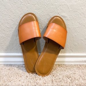 Universal Thread Slip On Sandals